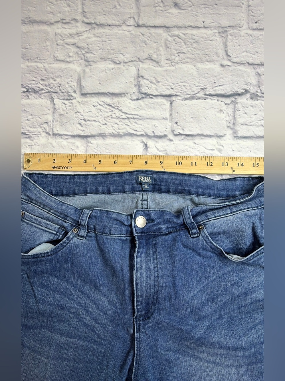 Reba Medium Blue Layered Ruffle Hem Cropped Jeans. Stretch. Size 14. - Picture 4 of 8